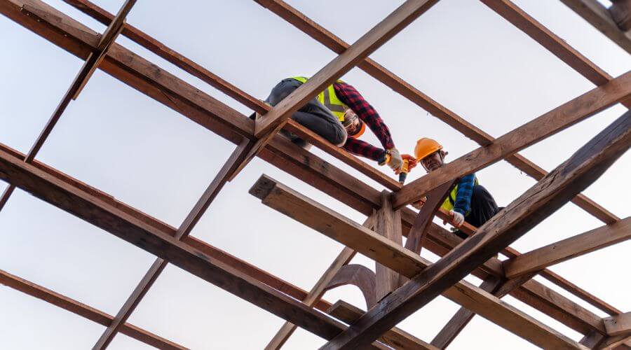 Professional residential roofers in Dakota City, NE